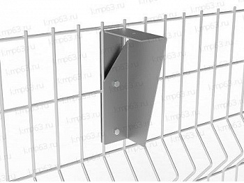 Опорный кронштейн для крепления короба к сетчатому заграждению типа МАХАОН ОКМ-100 УЗ
